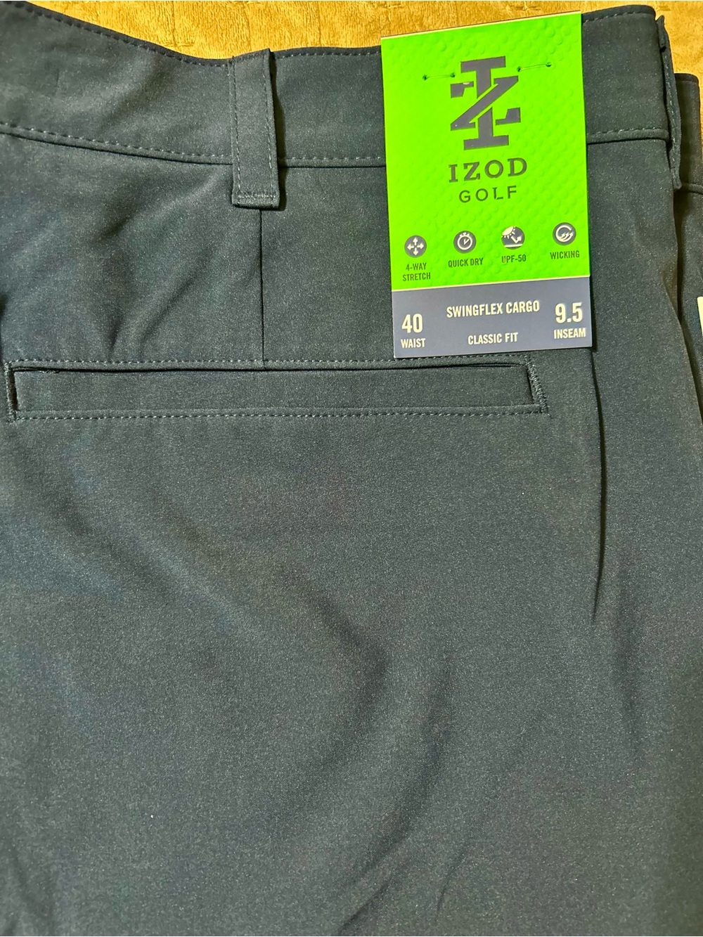 Izod Golf Swingflex Cargo Classic Fit Blue Shorts NWT Sz 40